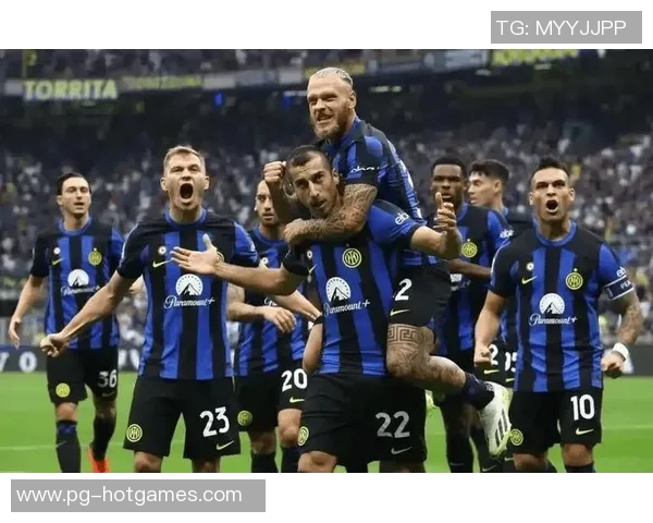 友谊赛精彩回顾：多特蒙德与那不勒斯战成平局神扑引发全场热议